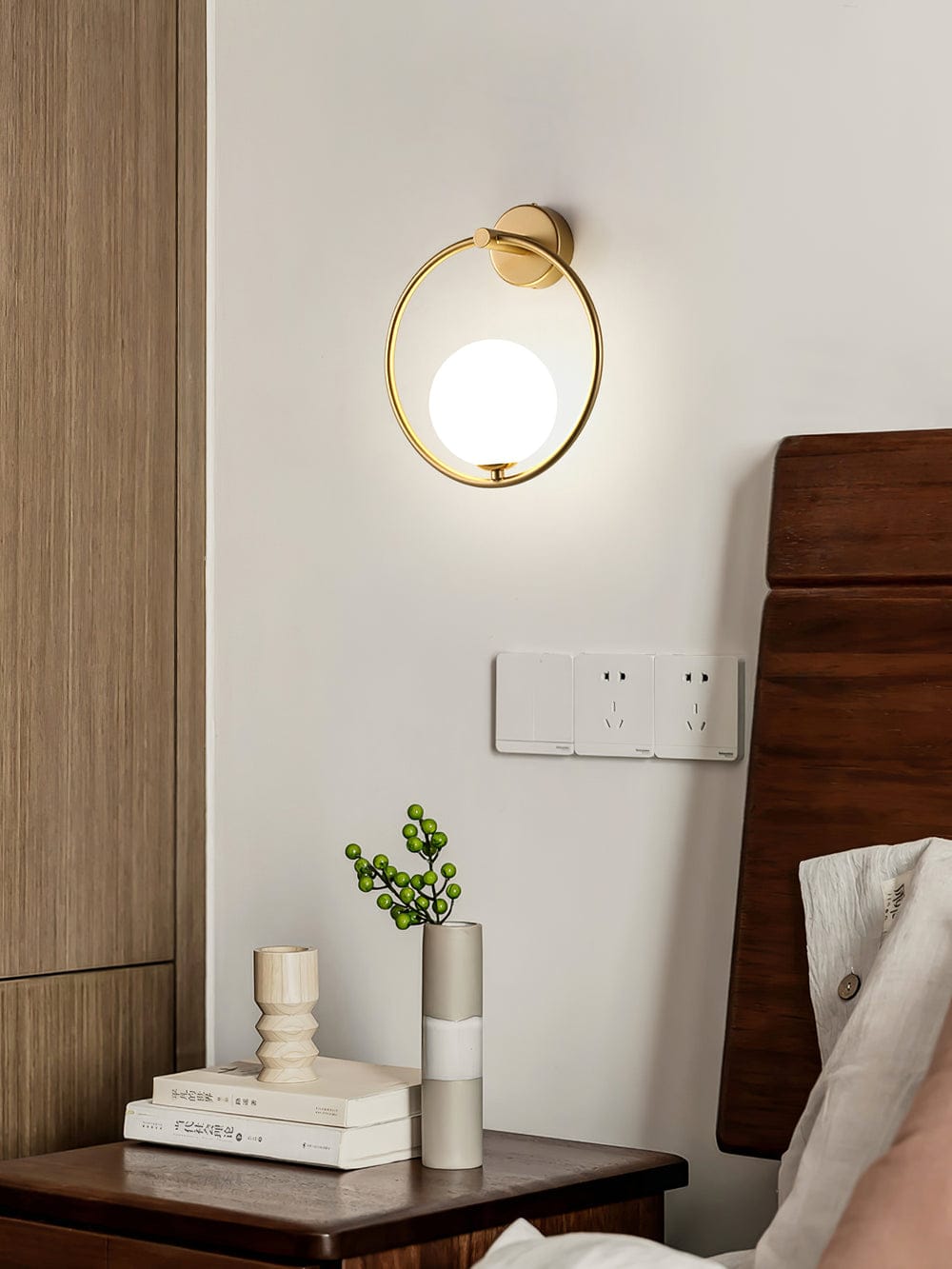 IMG-20251105-WA0140 Applique murale SEDUVA – Image 1