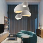Suspension Wabi blanche au design moderne